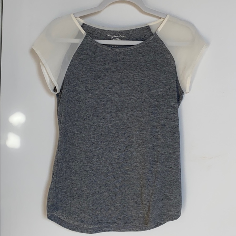 Gray tee with sheer sleeves